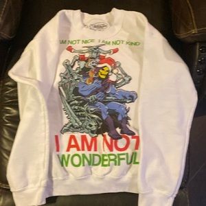 Cool retro looking Skeletor Christmas sweatshirt!